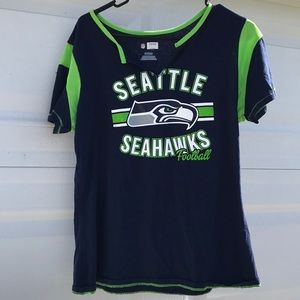 T-shirt v neck Seahawks